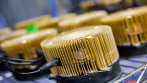Mau Beli AntMiner S9 dari Bitmain? Bayar pakai Bitcoin Cash aja!