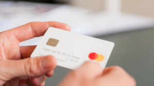 Visa Bekerja Sama Dengan Coinbase, Kartu Debit Bitcoin Siap Diluncurkan!