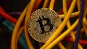 Penambang Bitcoin Menghasilkan Hampir $370 Juta di bulan Agustus