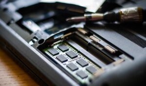 Hilang Kunci Pribadi, 400 BTC Milik Politisi Ini Pun Melayang