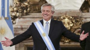 Presiden Argentina Mempertimbangkan Untuk Adopsi Bitcoin