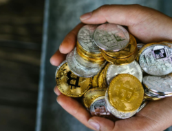 10 Kripto yang Berpotensi Membuat Anda Menjadi Jutawan pada Tahun 2025