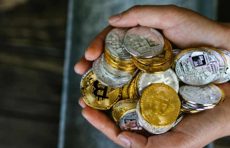 10 Kripto yang Berpotensi Membuat Anda Menjadi Jutawan